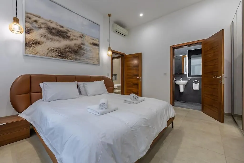 St. Julian'S Urban Escape Apartment